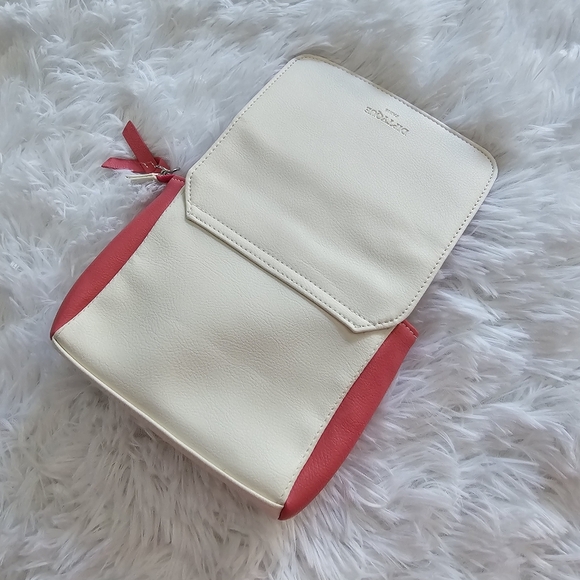 Diptyque Qatar airways business class makeup bag - Picture 6 of 7